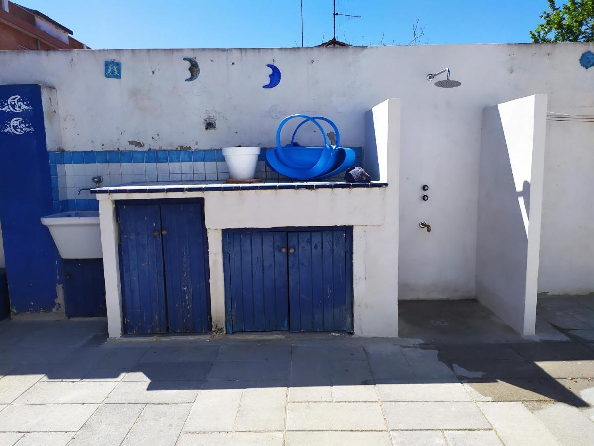 B&B Luna Blu Carbonia Bagian luar foto